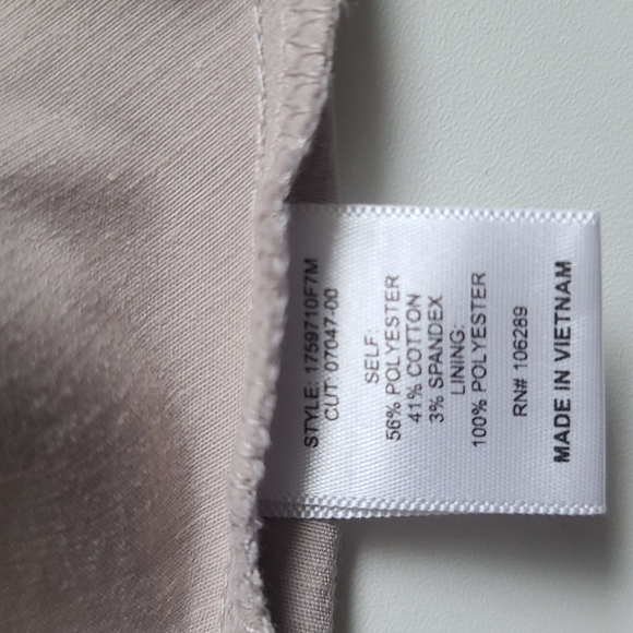 Studio Y Silver Ruffle Top - Picture 6 of 6